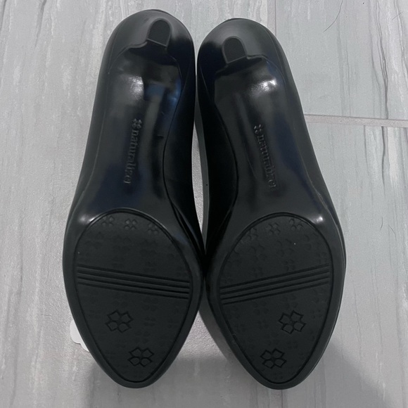 Naturalizer NWOT N5 Contour Michelle Leather pumps Black with 3” heel Size 6.5 - Picture 4 of 15